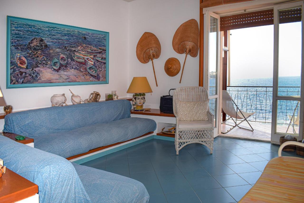 Acitrezza View Apartment Aci Castello Exterior photo